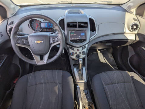 2015 Chevrolet Sonic LT Auto