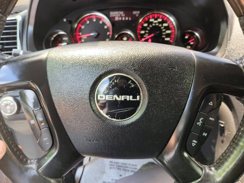 2012 GMC Acadia Denali