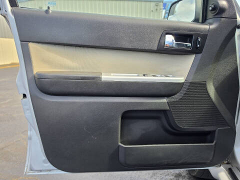 2010 Mercury Mariner V6