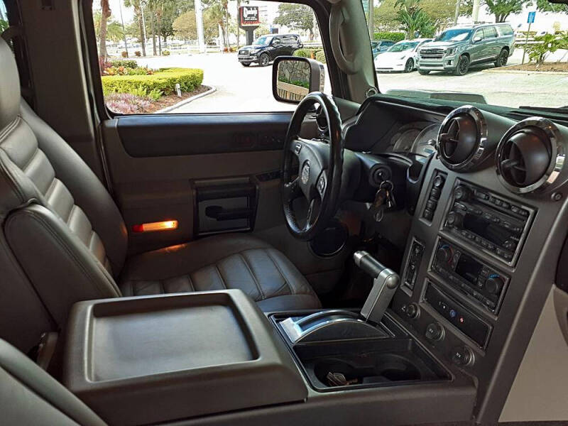 2004 HUMMER H2