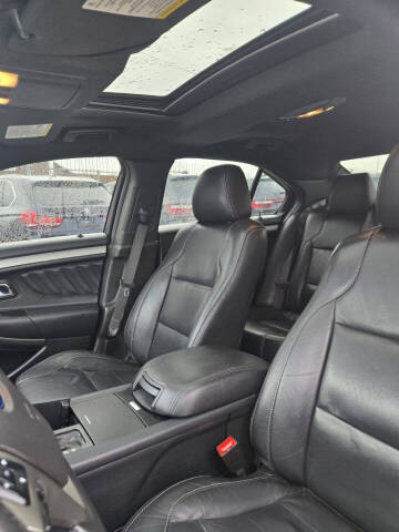 2014 Ford Taurus SEL