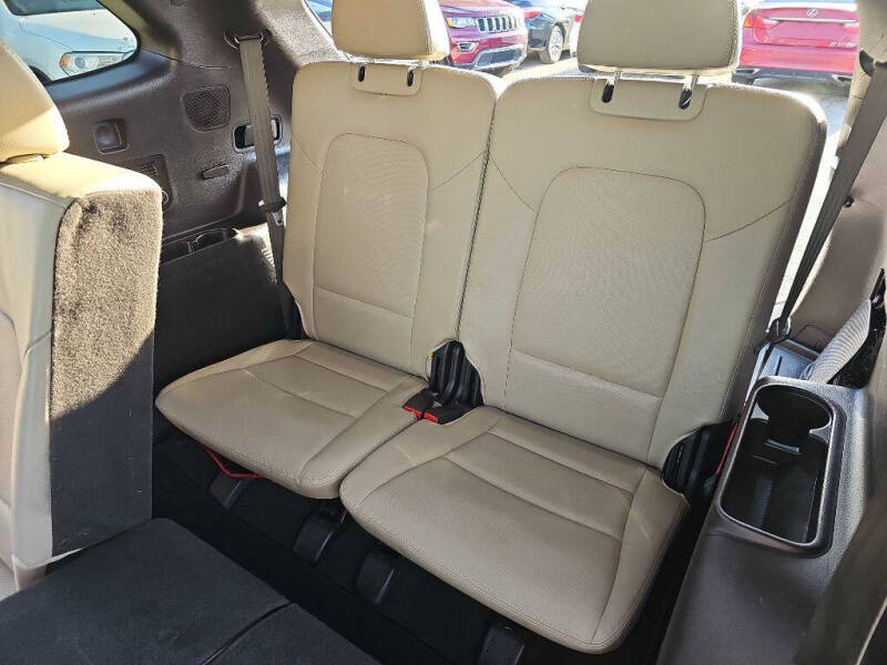 2016 Hyundai Santa Fe SE