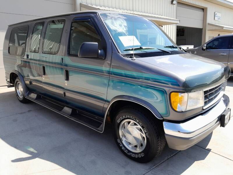 1993 Ford E-Series for sale at Pederson's Classics in Sioux Falls SD