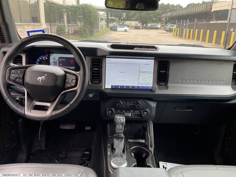2023 Ford Bronco Outer Banks