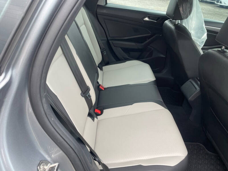 2020 Volkswagen Jetta R-Line