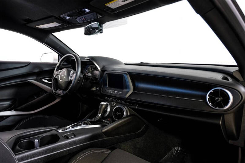 2021 Chevrolet Camaro LT1