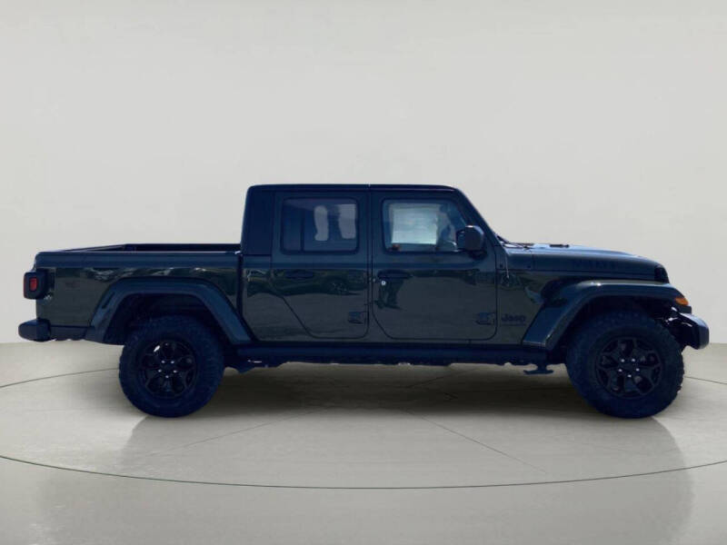 2023 Jeep Gladiator Willys