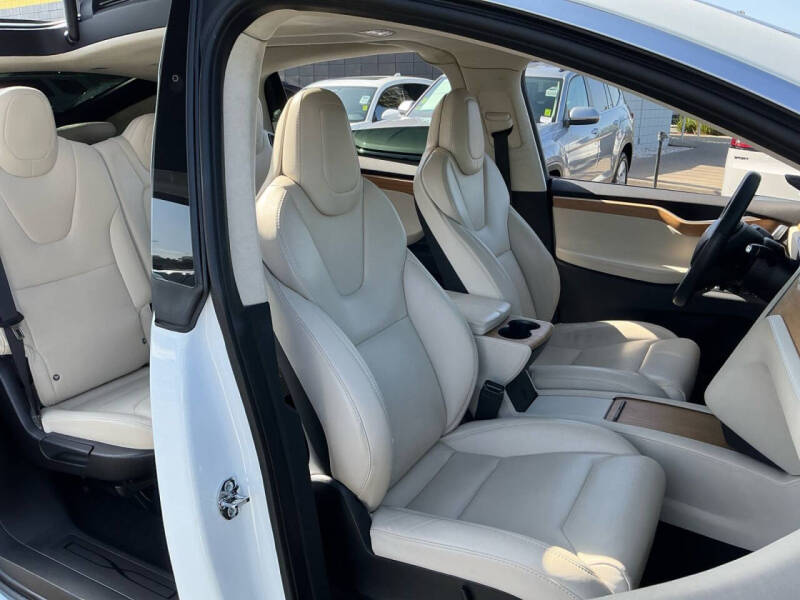 2019 Tesla Model X 75D