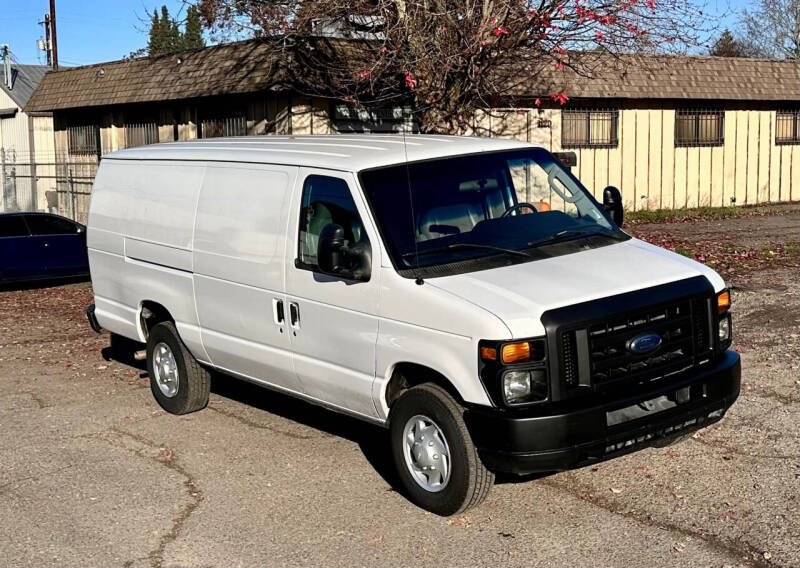 2011 Ford E-Series E-350 SD