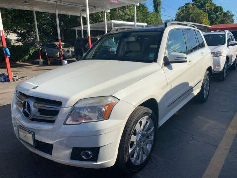 2011 Mercedes-Benz GLK for sale at America Auto Wholesale Inc in Miami FL