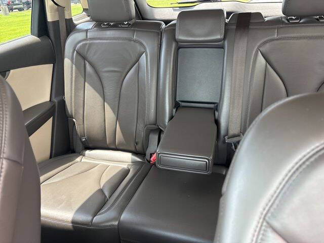 2019 Lincoln Nautilus Select