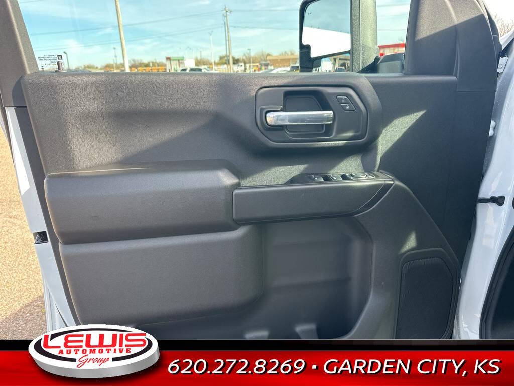 2025 Chevrolet Silverado 2500HD for sale at Lewis Chevrolet of Garden City in Garden City, KS