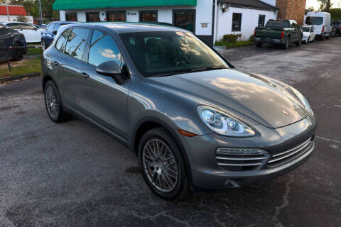 2014 Porsche Cayenne Platinum