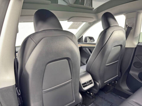 2024 Tesla Model Y Performance