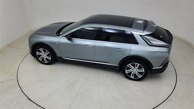 2024 Cadillac LYRIQ Tech