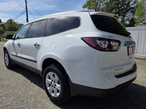 2017 Chevrolet Traverse LS