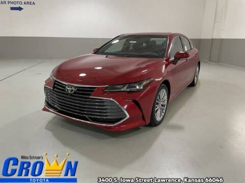 2022 Toyota Avalon for sale at Crown Automotive of Lawrence Kansas in Lawrence KS