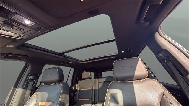 2023 GMC Yukon XL AT4