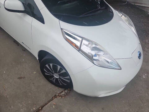 2014 Nissan LEAF SV