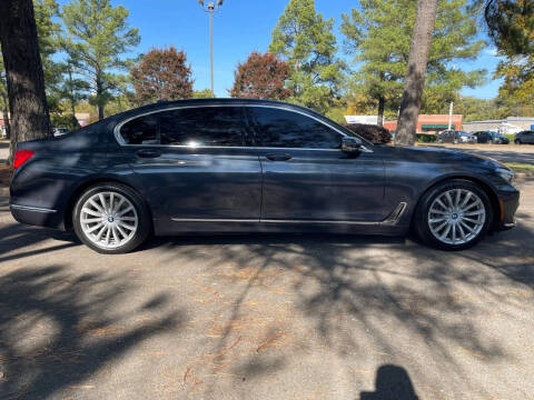 2017 BMW 7 Series 740i