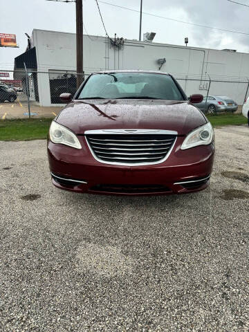 2013 Chrysler 200 LX