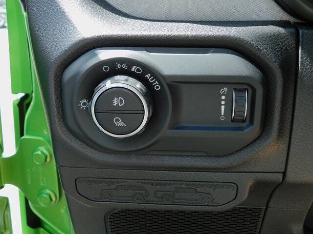 2025 Jeep Gladiator Willys