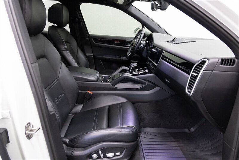 2019 Porsche Cayenne S