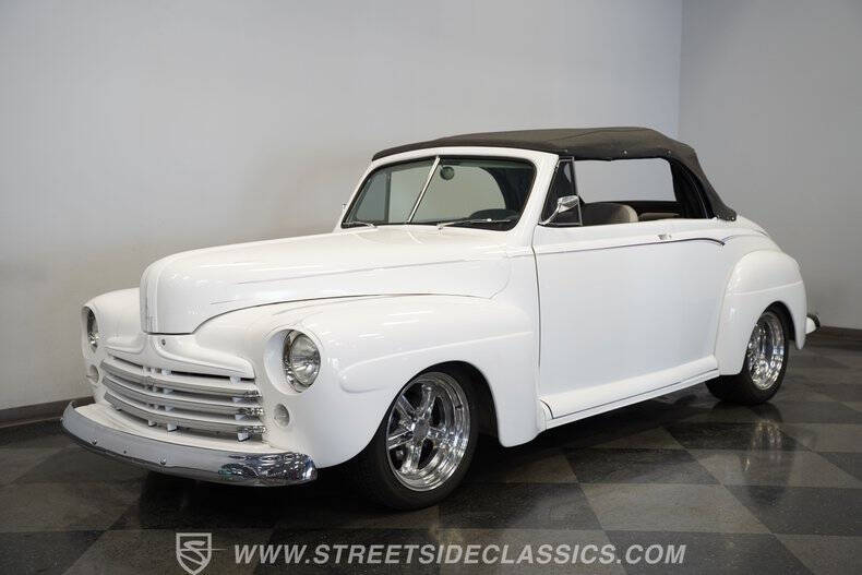 1947 Ford Deluxe