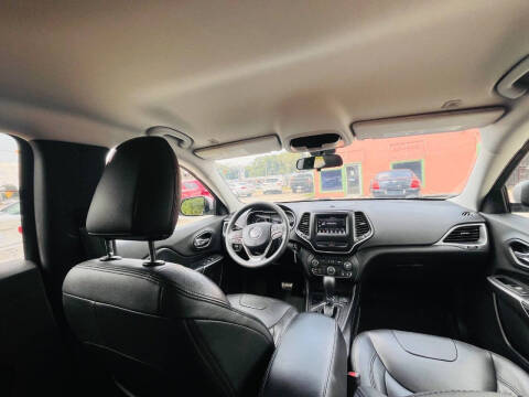 2019 Jeep Cherokee Latitude