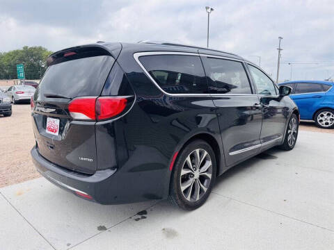 2017 Chrysler Pacifica Limited