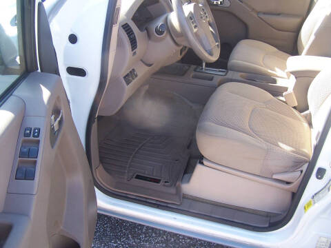 2016 Nissan Frontier SV