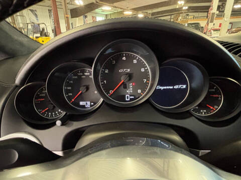 2016 Porsche Cayenne GTS