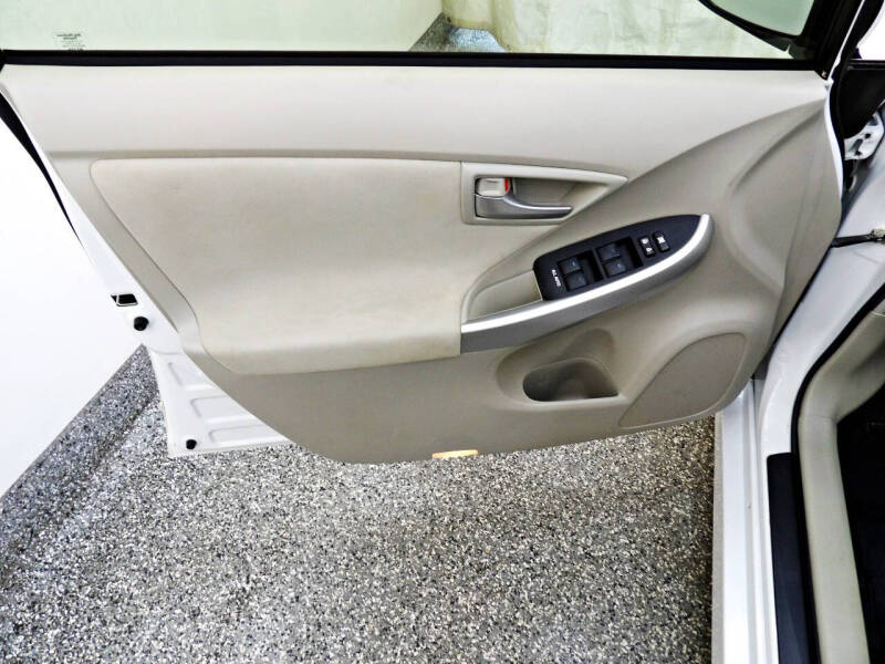 2014 Toyota Prius Two