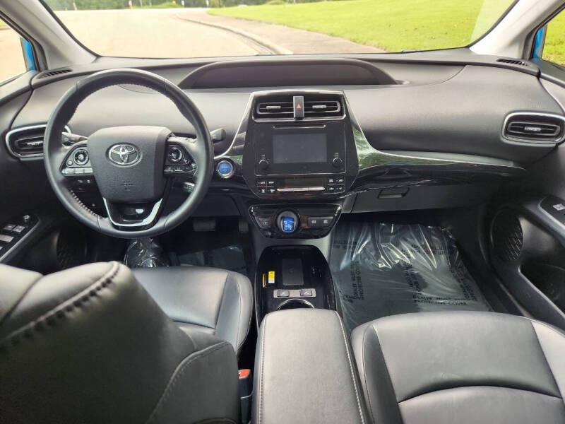 2019 Toyota Prius XLE