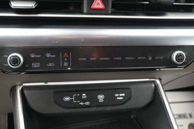2025 Kia Carnival LXS