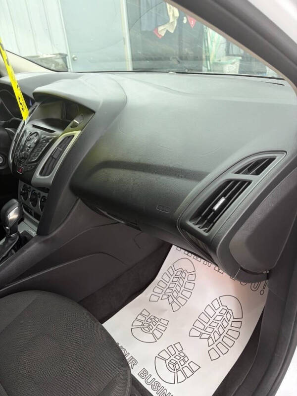 2014 Ford Focus SE