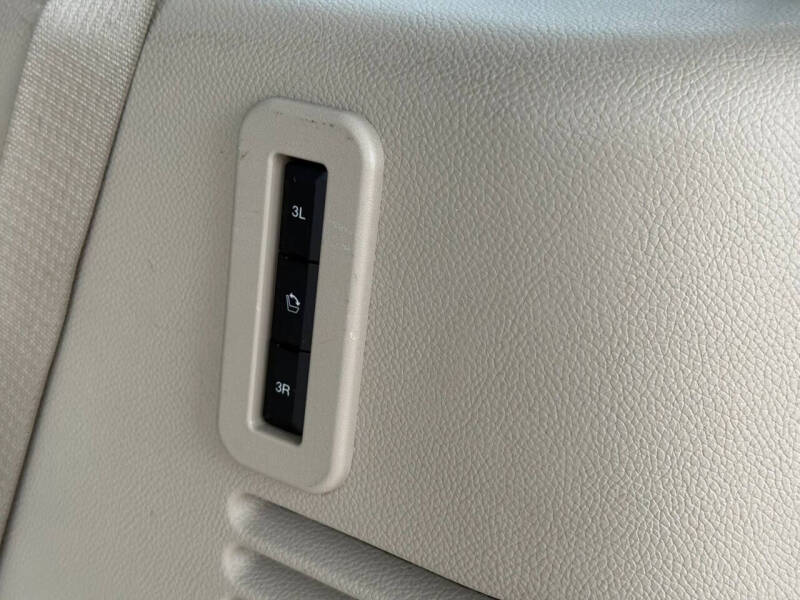2017 Lincoln Navigator Select