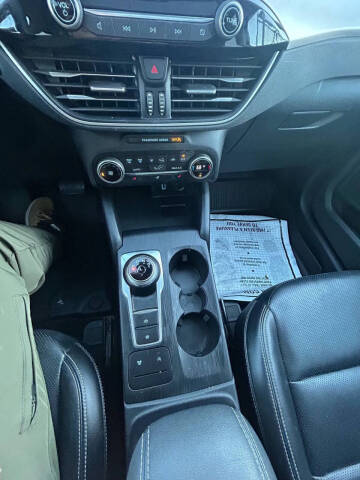 2020 Ford Escape SEL