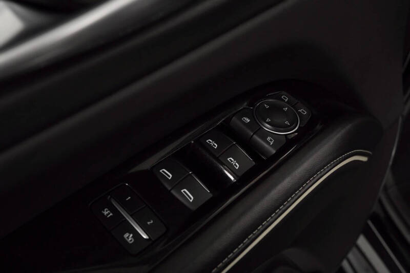 2023 Cadillac Escalade-V