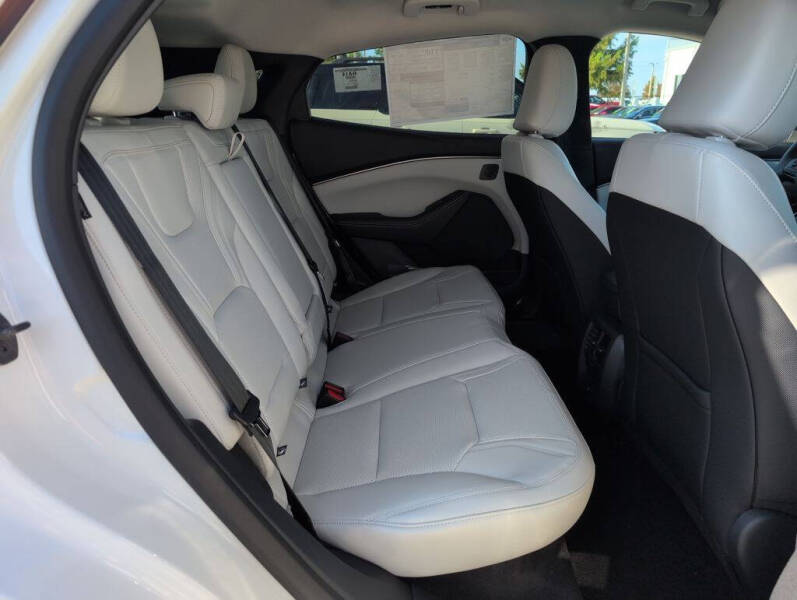 2025 Ford Mustang Mach-E Premium