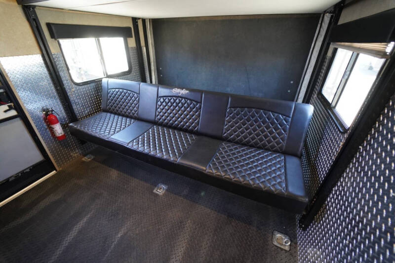 2017 Cruiser RV Stryker 3010