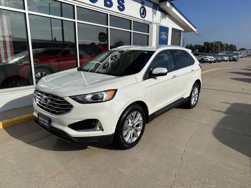 2021 Ford Edge Titanium