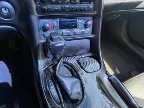 2004 Chevrolet Corvette