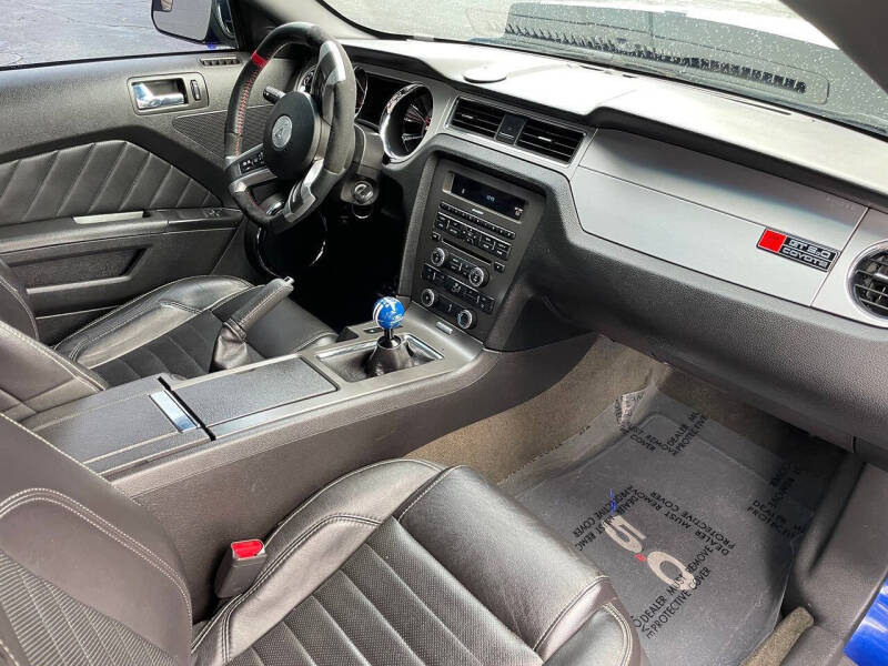 2013 Ford Mustang GT Premium