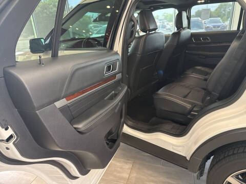 2018 Ford Explorer Platinum