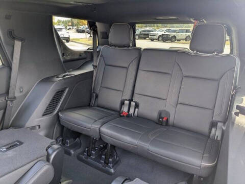 2025 GMC Yukon Elevation