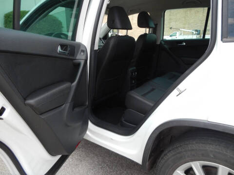 2014 Volkswagen Tiguan S