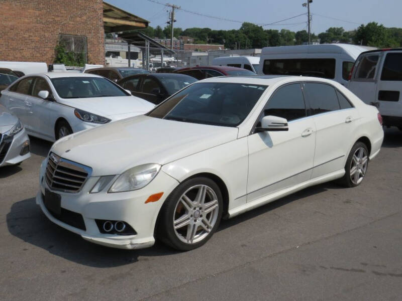2010 Mercedes-Benz E-Class for sale at Saw Mill Auto in Yonkers NY