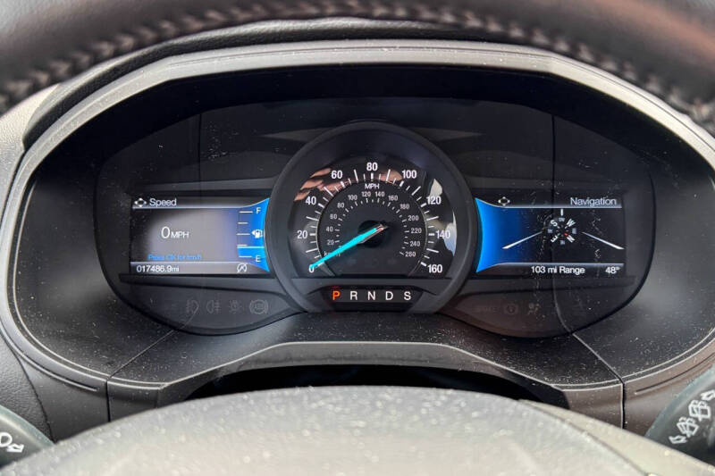 2024 Ford Edge Titanium