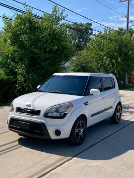 2012 Kia Soul for sale at Suburban Auto Sales LLC in Madison Heights MI